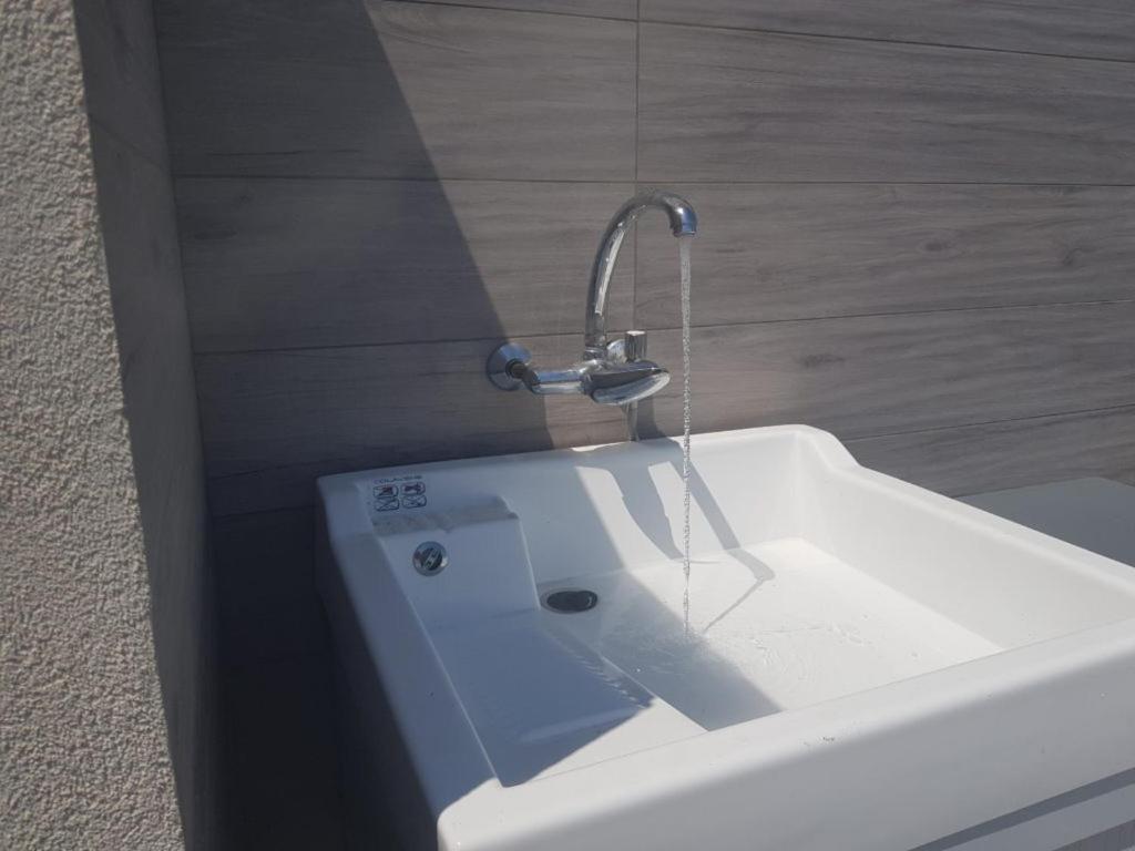 Suite Con Terrazzo Sul Mare E Discesa In Spiaggia A Gallipoli Ngoại thất bức ảnh