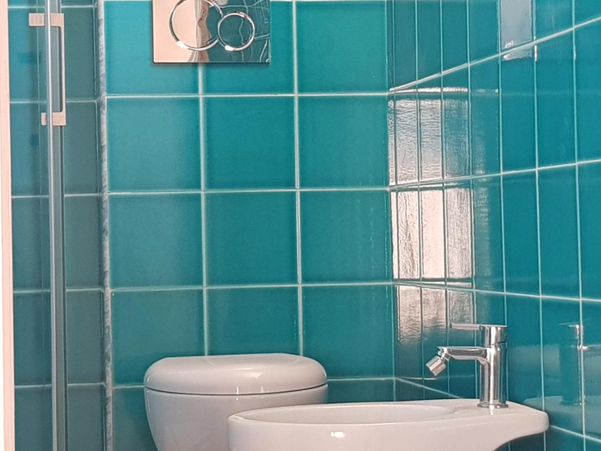 Suite Con Terrazzo Sul Mare E Discesa In Spiaggia A Gallipoli Ngoại thất bức ảnh